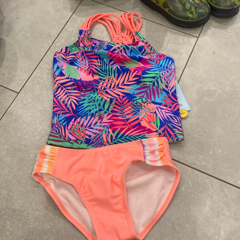 NWT Cat & Jack girls bathing suit size 6